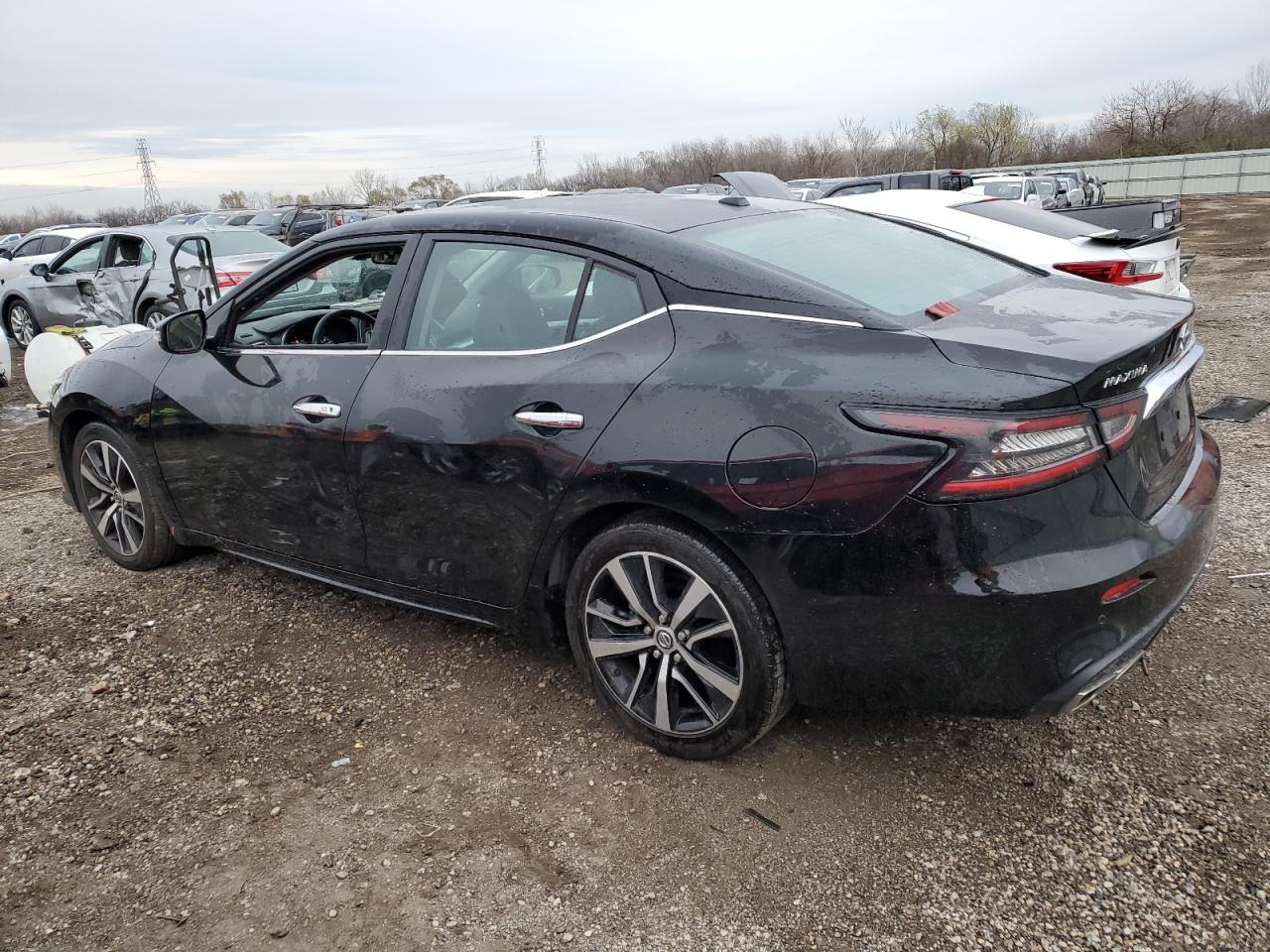 2021 Nissan Maxima - Image 2