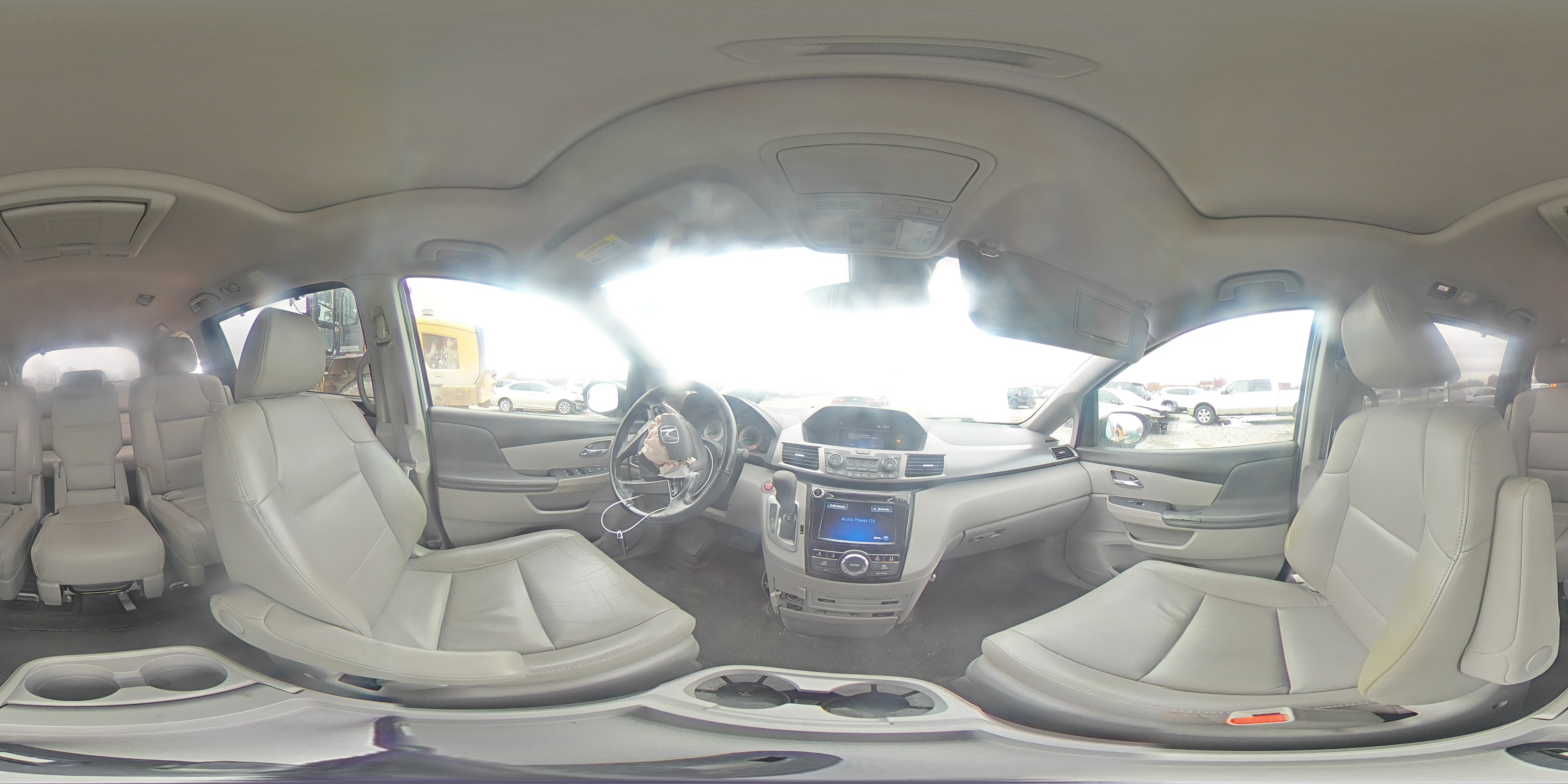 2014 Honda Odyssey - Image 14
