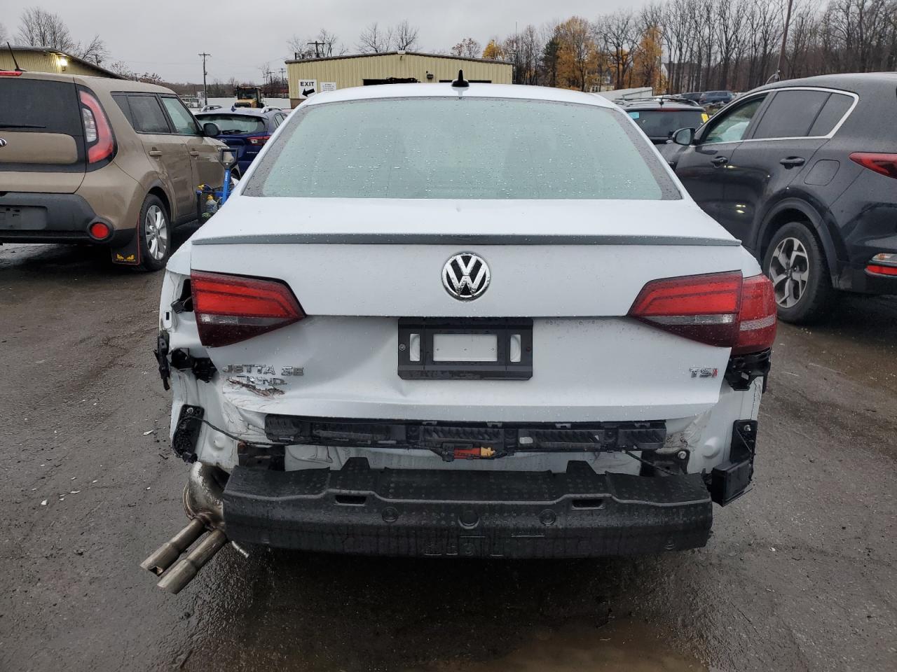 2018 Volkswagen Jetta - Image 6