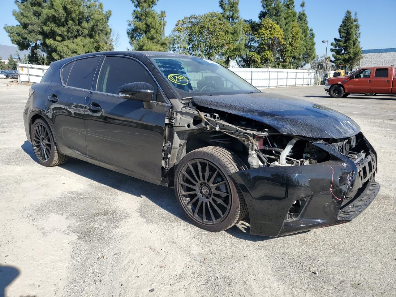 VIN JTHKD5BH8F2240678 2015 LEXUS CT 200 no.4