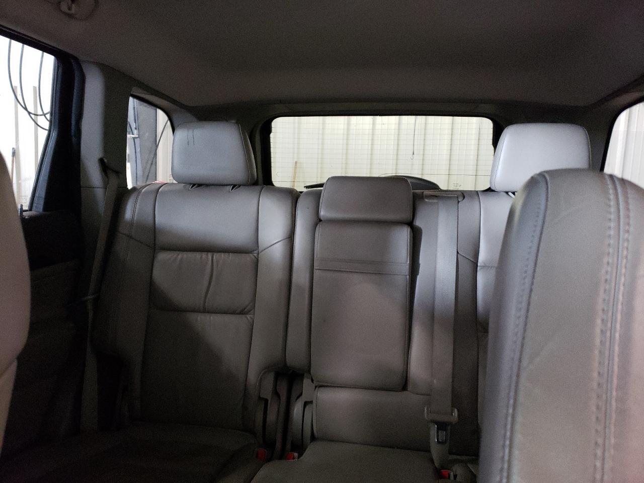 2012 Jeep Grand Cherokee - Image 10