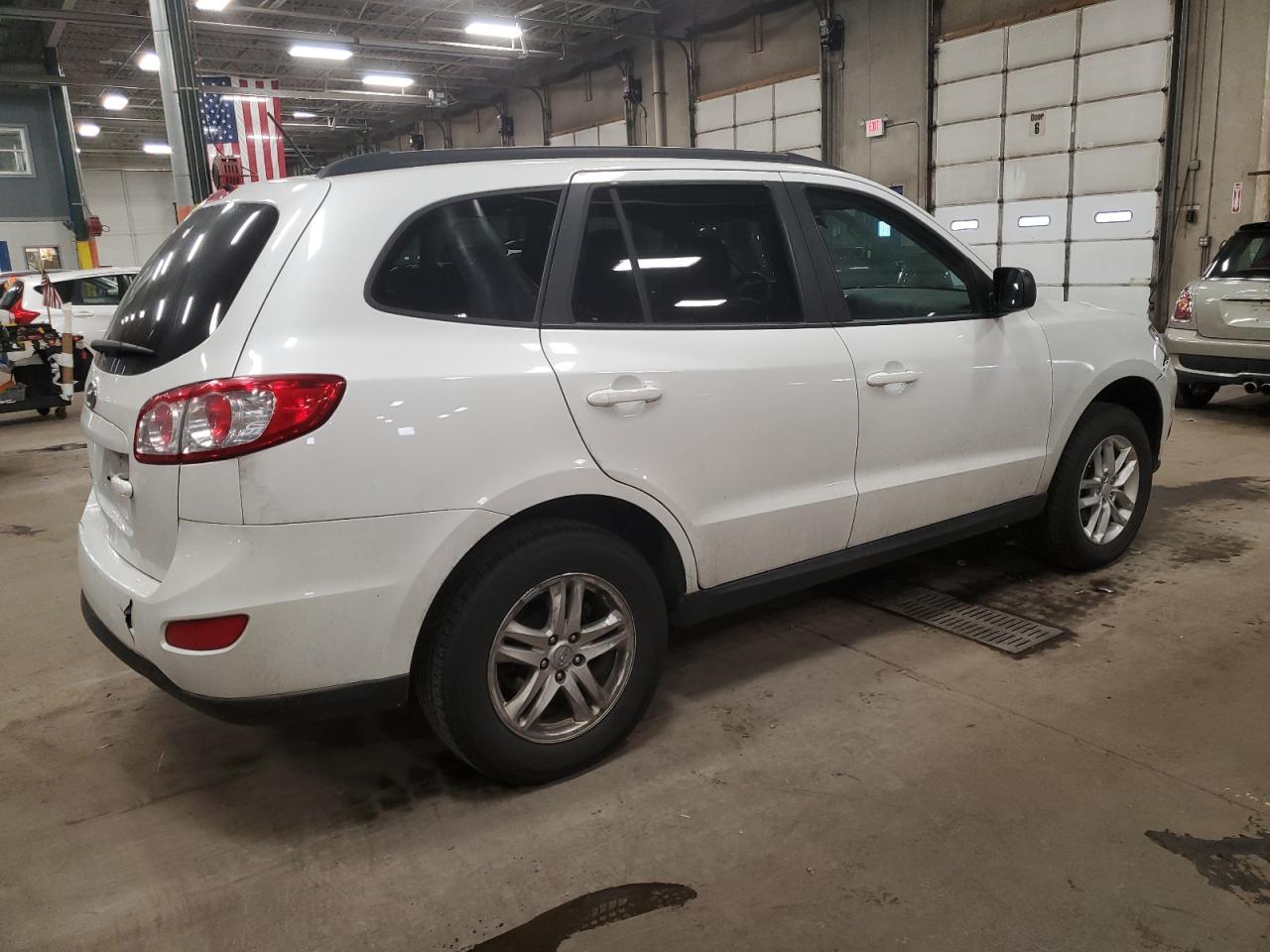 2012 Hyundai Santa Fe - Image 3