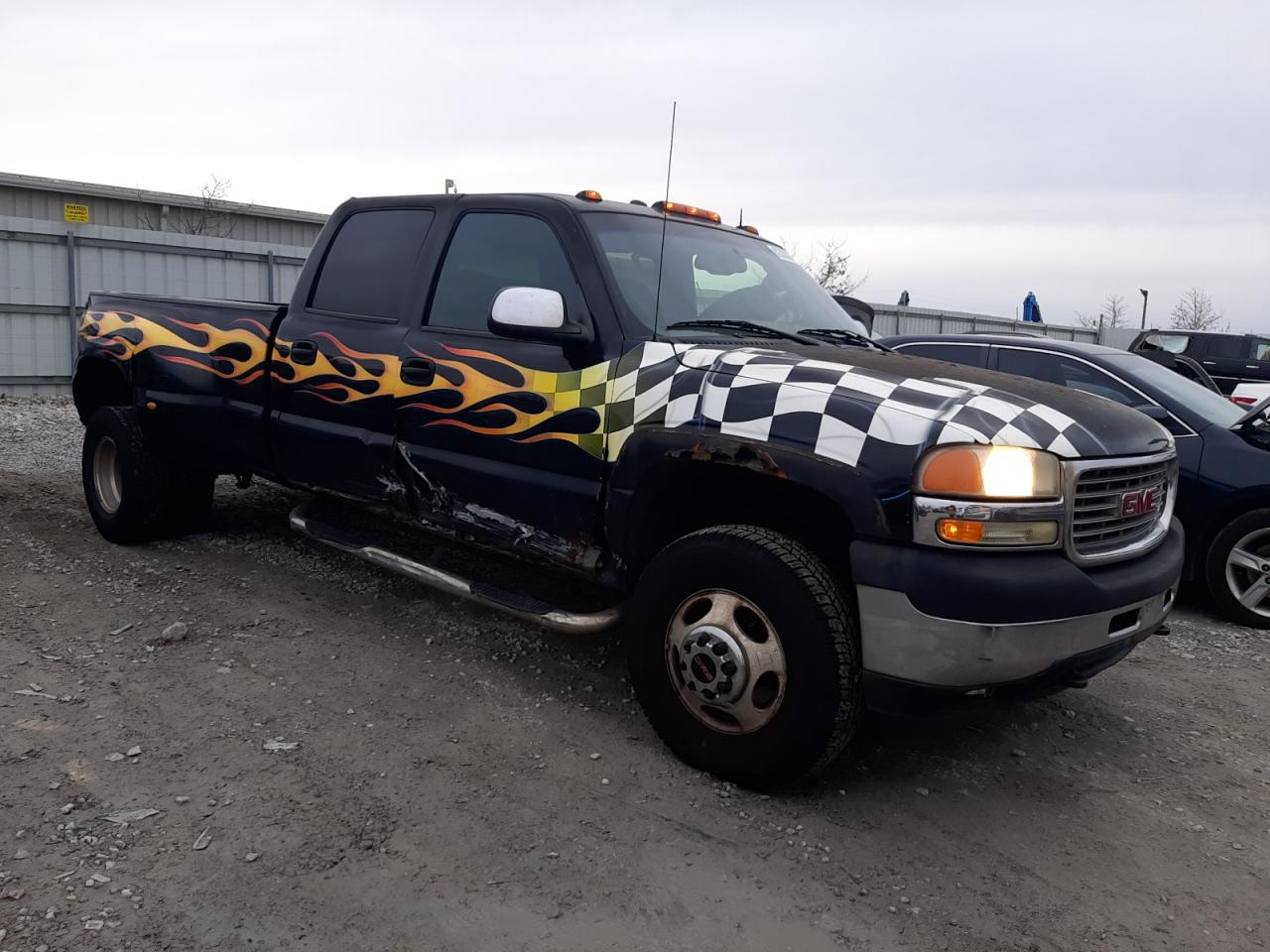 2001 GMC Sierra - Image 4