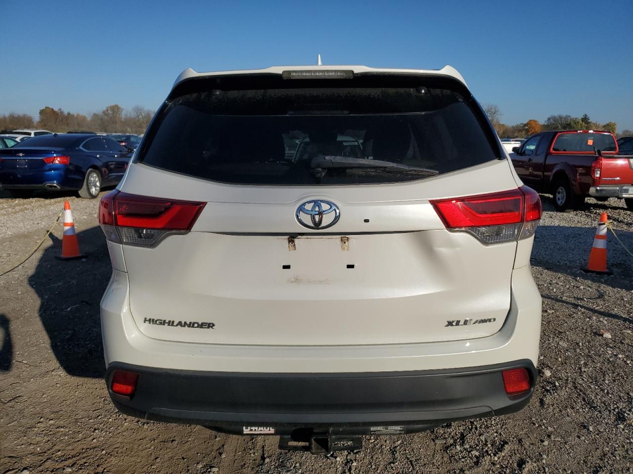 2019 Toyota Highlander - Image 6