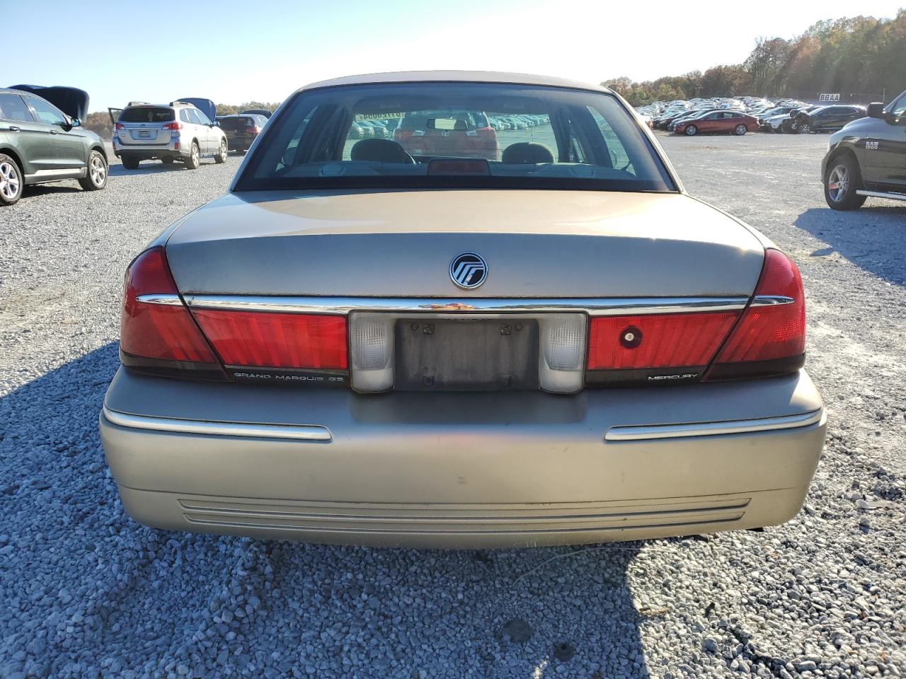 2000 Mercury Grand Marquis Gs VIN: 2MEFM74W6YX646189 Lot: 81726054