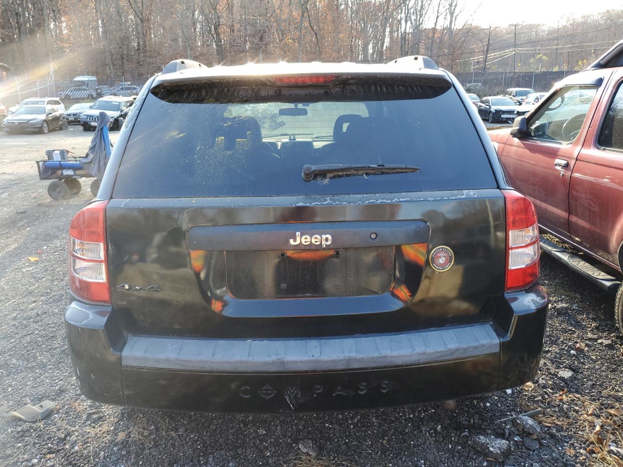 2007 Jeep Compass VIN: 1J8FF47W07D180103 Lot: 80884124