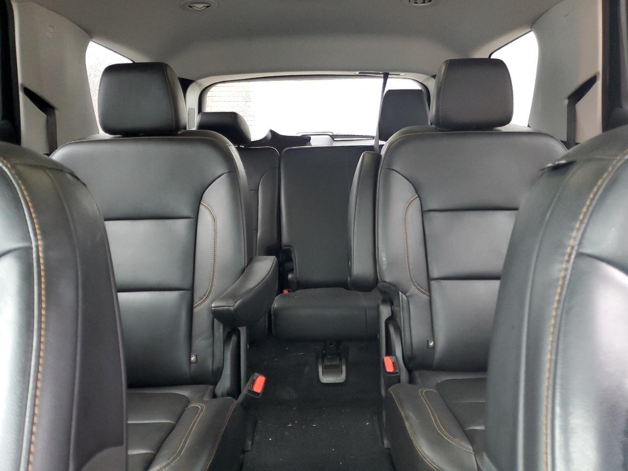2021 Chevrolet Traverse - Image 10
