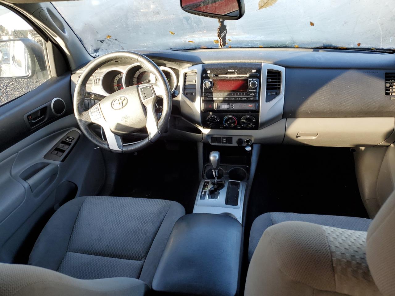 2012 Toyota Tacoma - Image 8