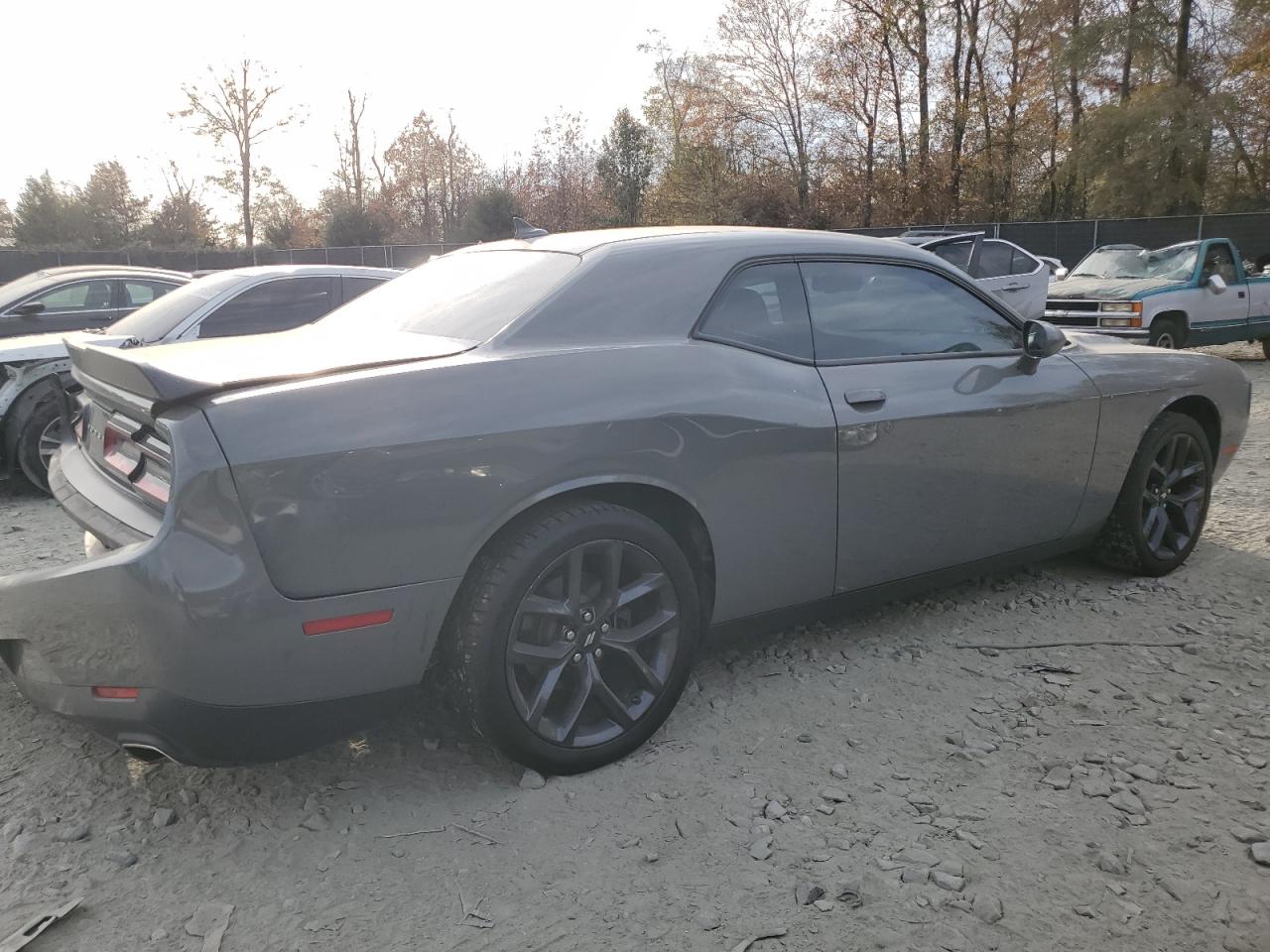 2019 Dodge Challenger - Image 3