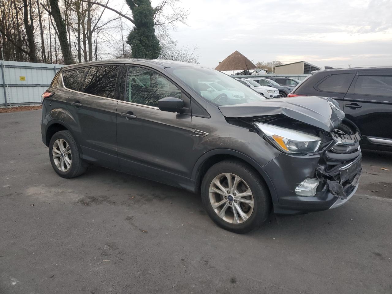 VIN 1FMCU0G93HUF10090 2017 FORD ESCAPE no.4