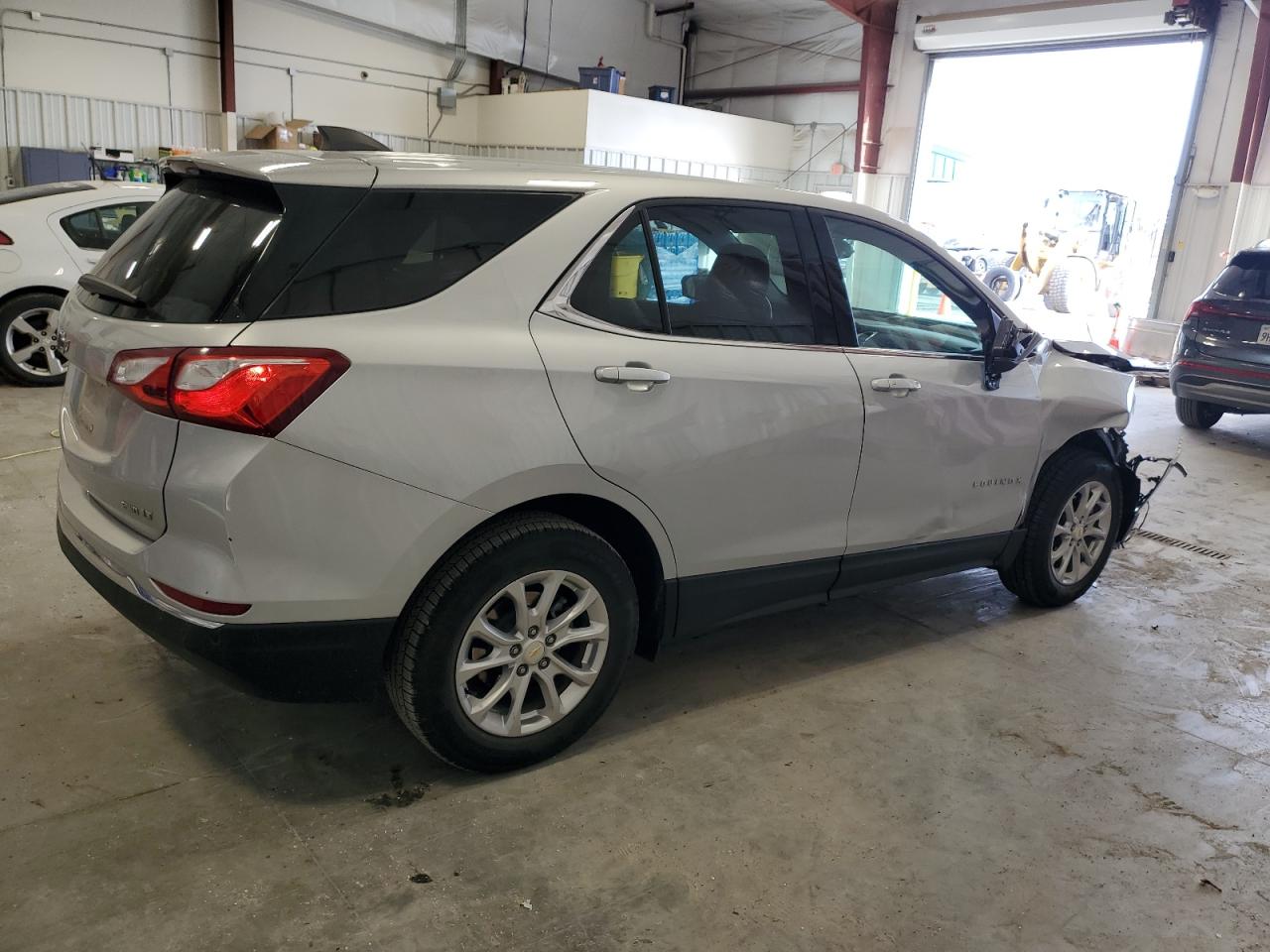2020 Chevrolet Equinox - Image 3