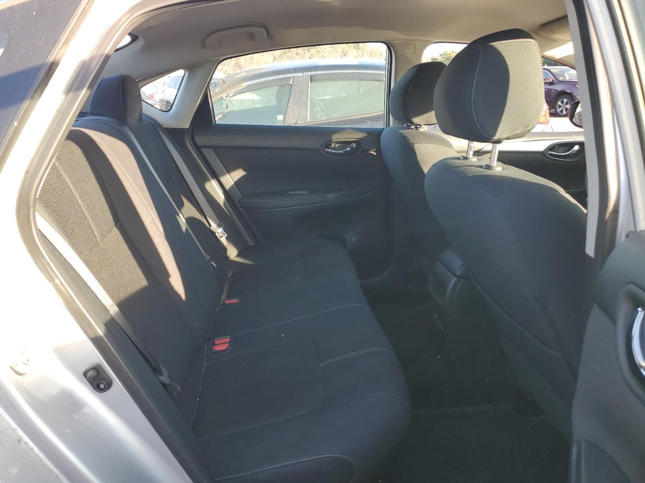 2017 Nissan Sentra - Image 10