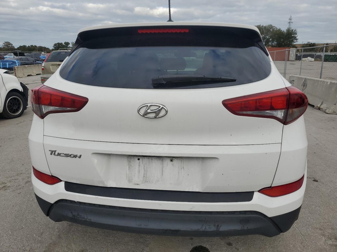 2017 Hyundai Tucson Se VIN: KM8J23A49HU351653 Lot: 81390574