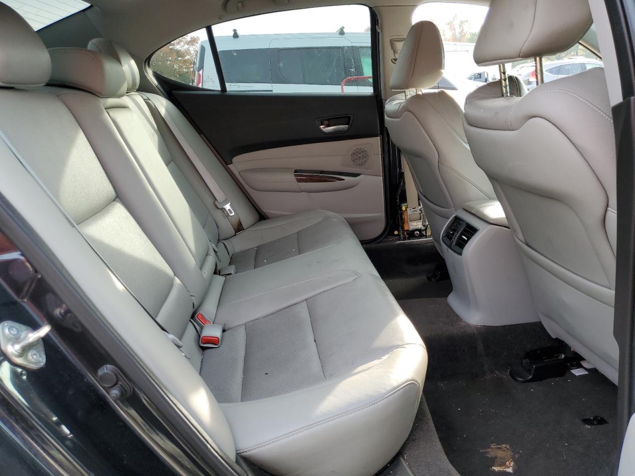 2015 Acura TLX - Image 10