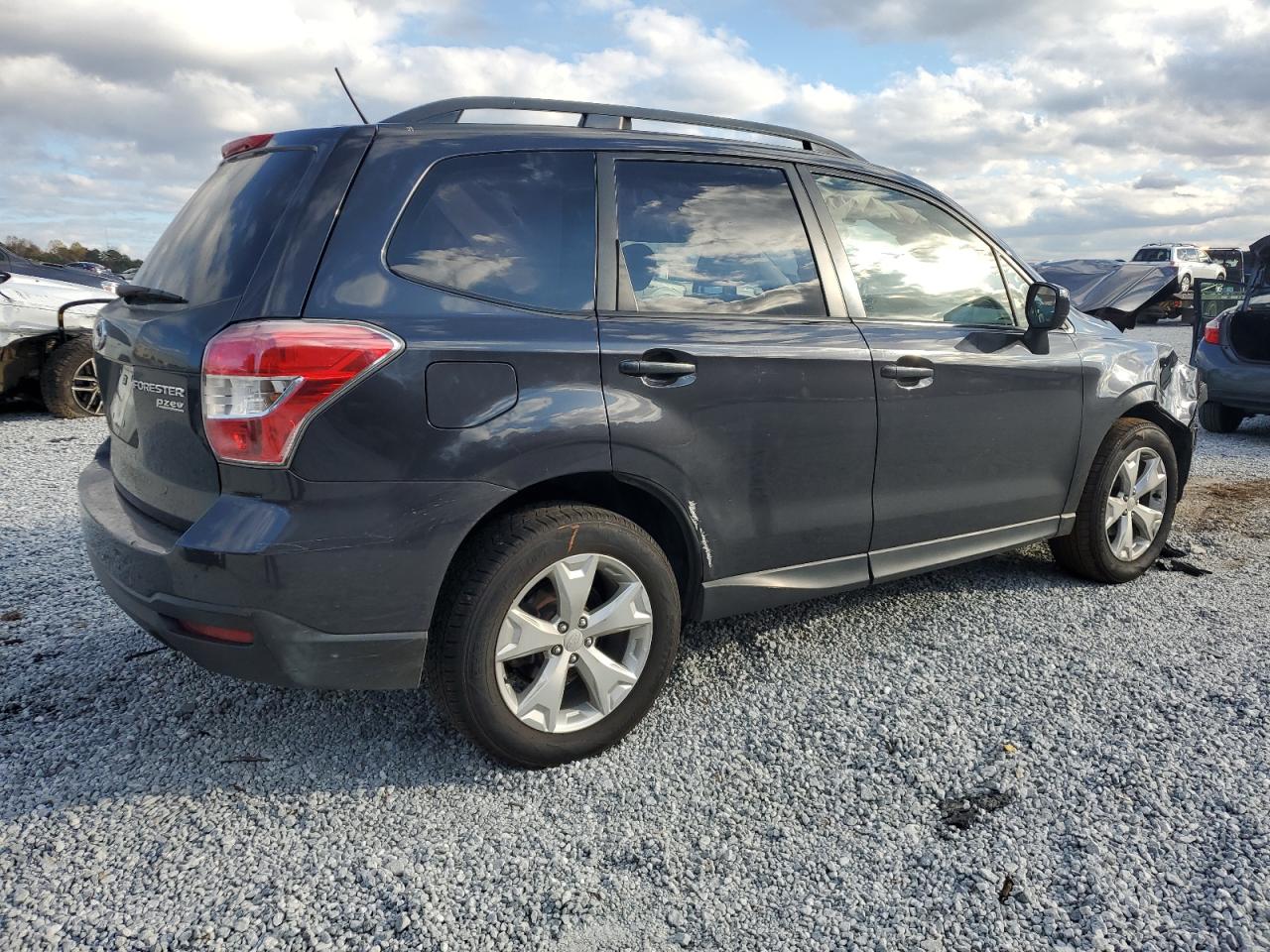 VIN JF2SJAEC2EH421775 2014 SUBARU FORESTER no.3