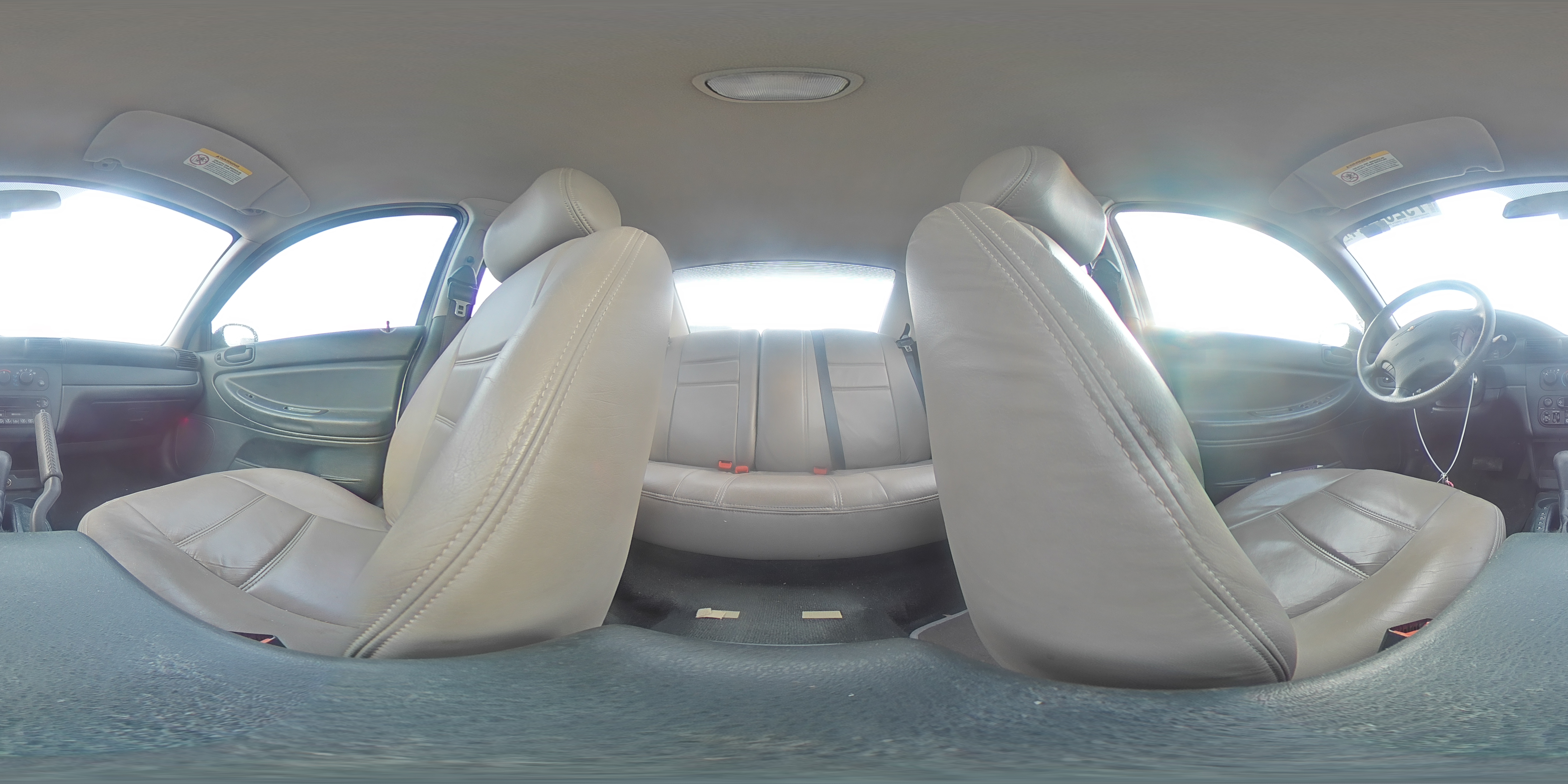 2004 Chrysler Sebring - Image 12