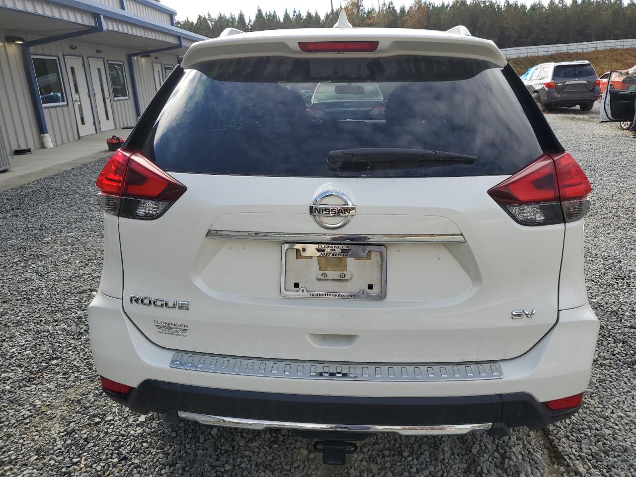 2017 Nissan Rogue - Image 6