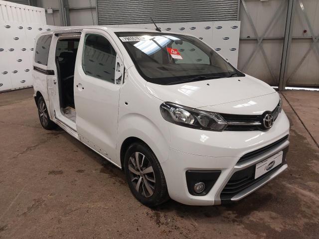 2022 TOYOTA PROACE VER