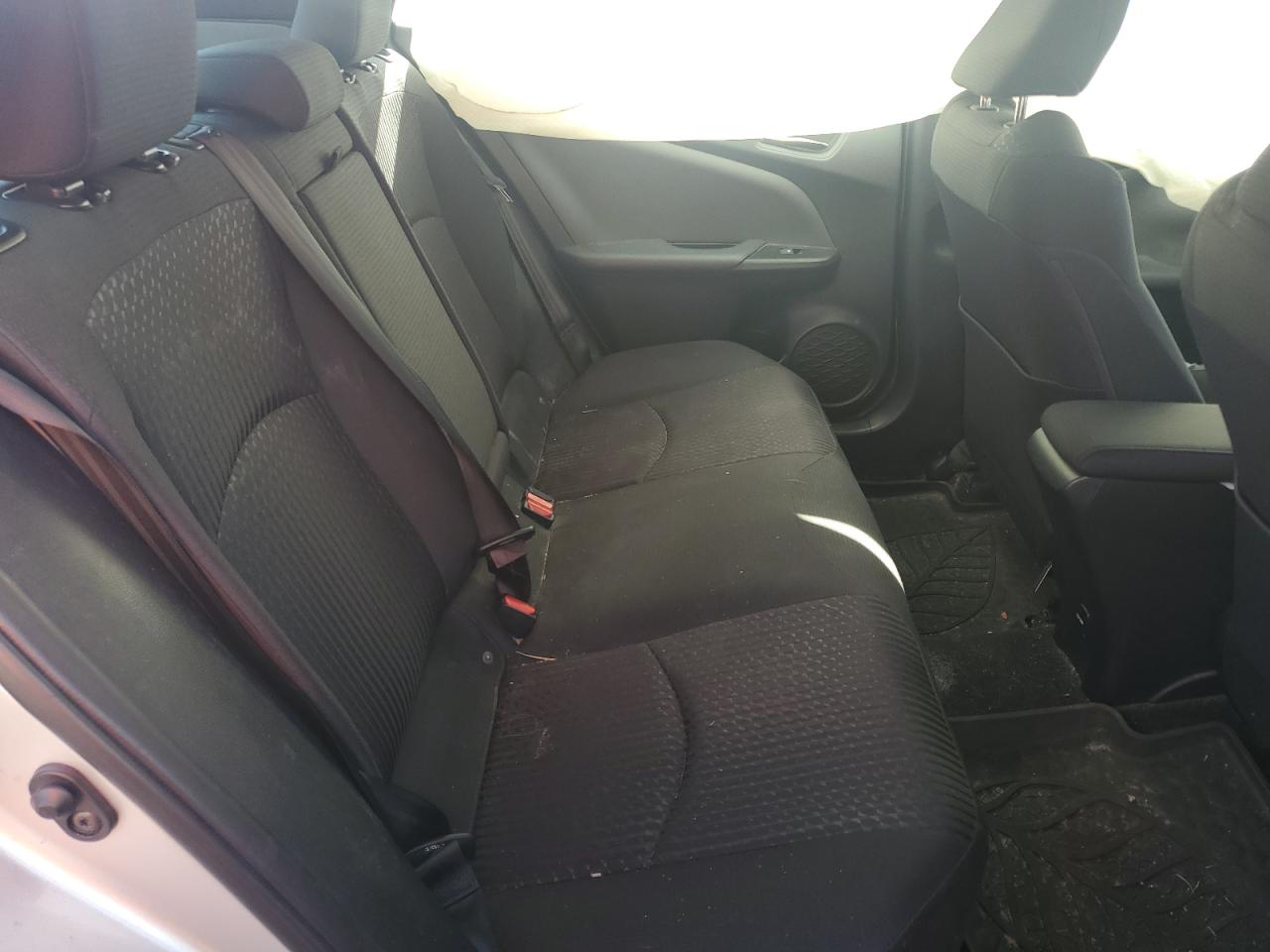 2016 Toyota Prius - Image 10