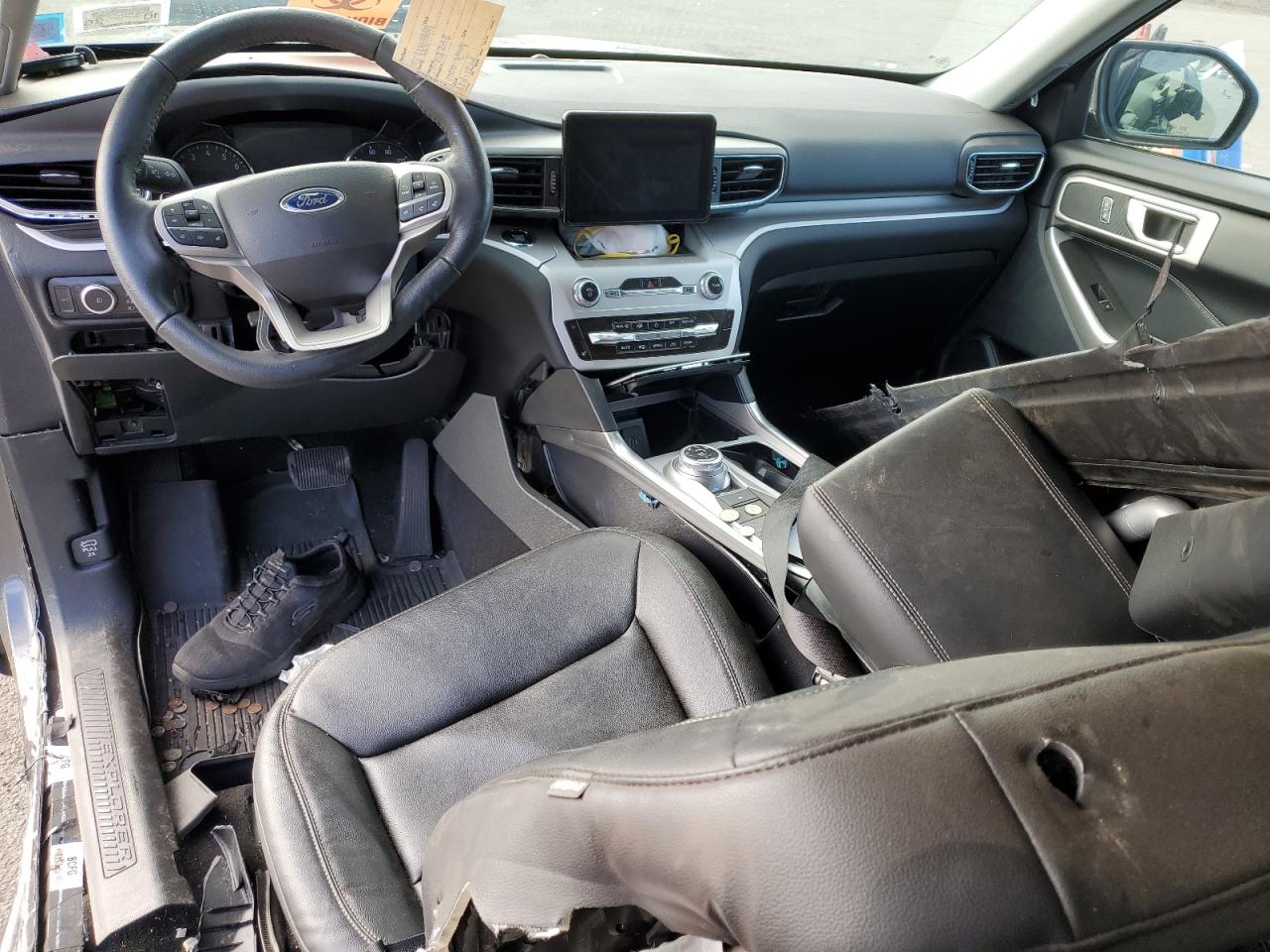 2020 Ford Explorer - Image 8