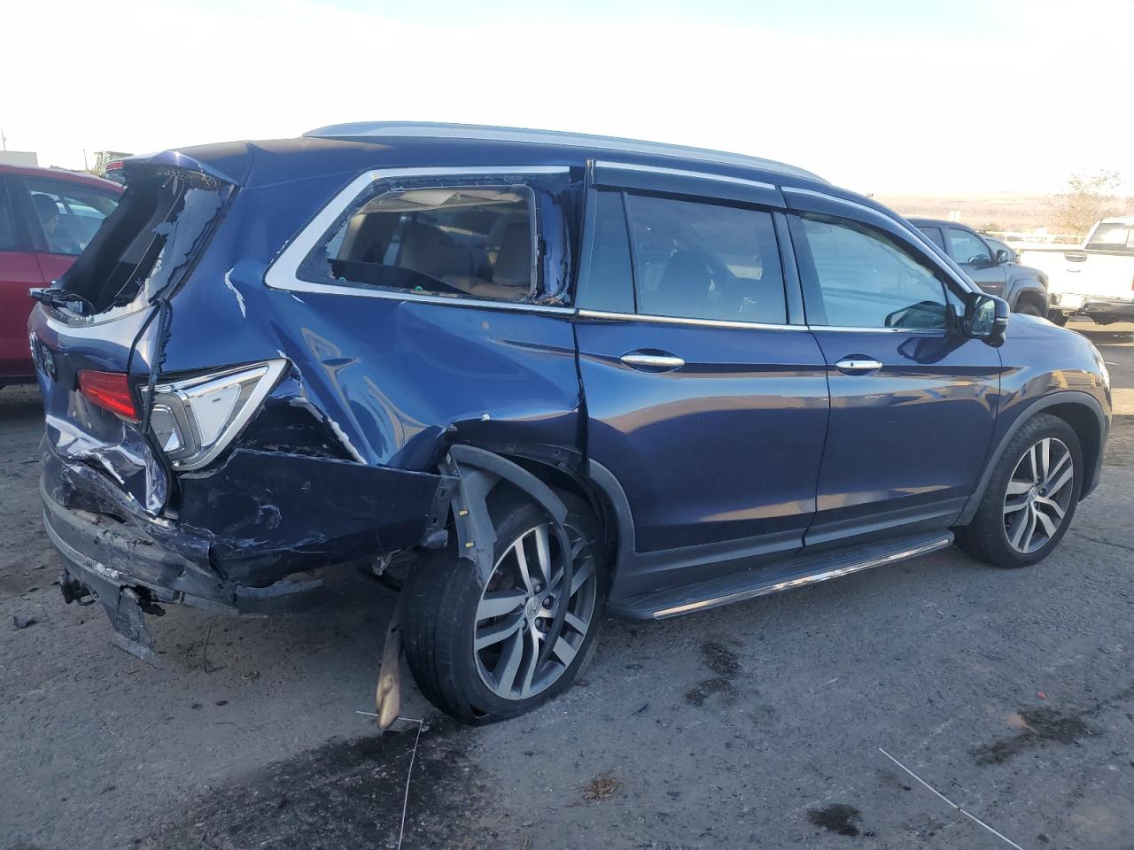 2017 Honda Pilot - Image 3