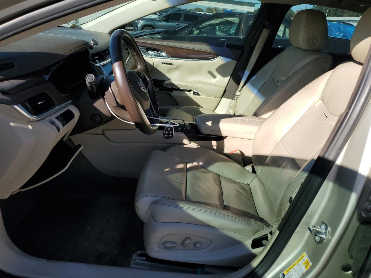 2015 Cadillac XTS - Image 7