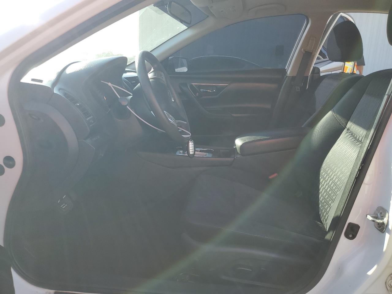 2018 Nissan Altima - Image 7