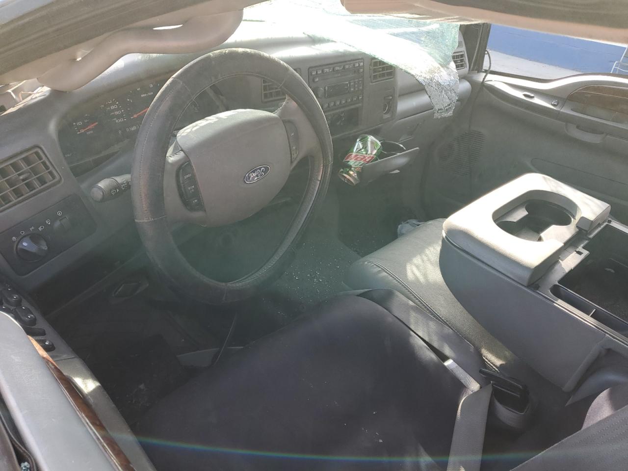 2003 Ford F250 - Image 8