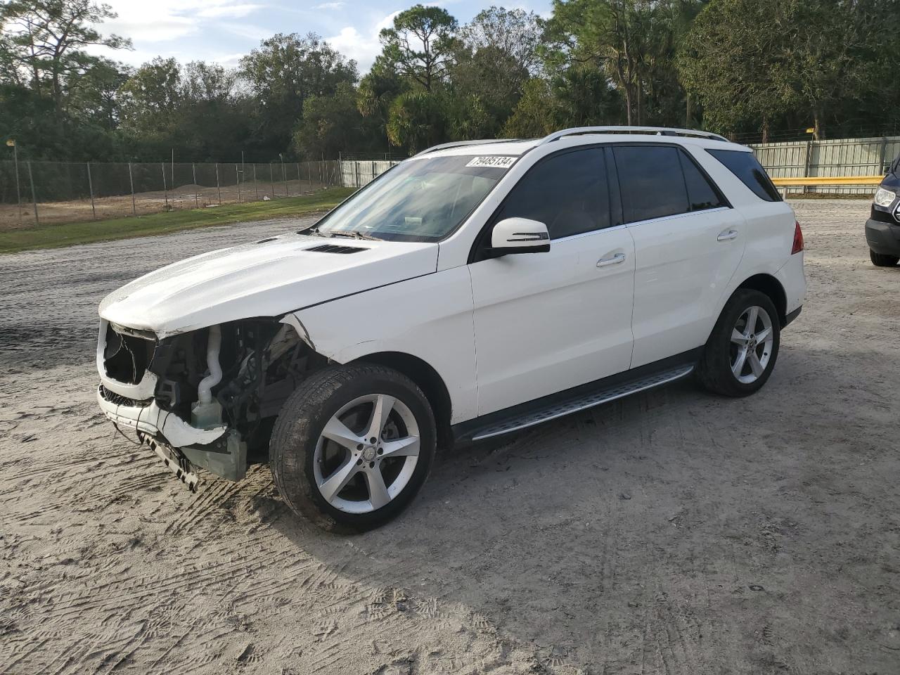 VIN 4JGDA5JB7JB114316 2018 MERCEDES-BENZ GLE-CLASS no.1