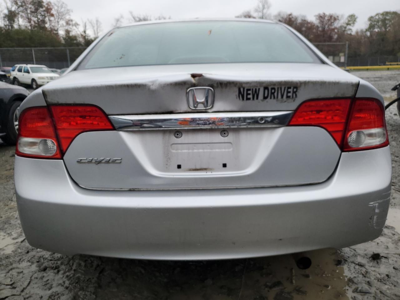 2010 Honda Civic - Image 6