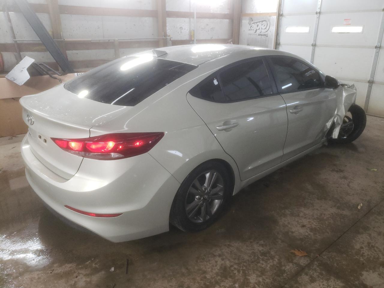 VIN 5NPD84LF7HH002926 2017 HYUNDAI ELANTRA no.3