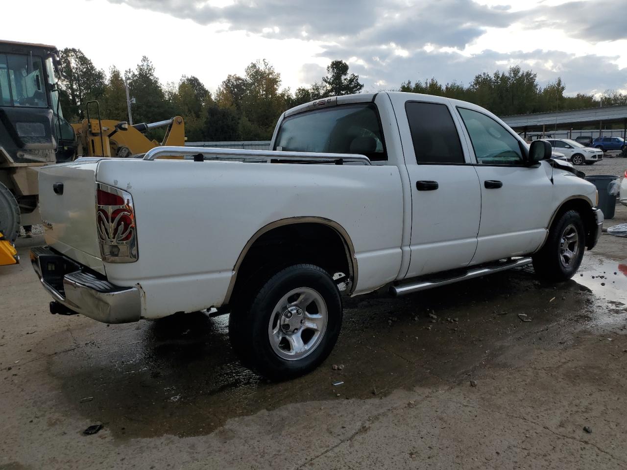 2004 Dodge RAM - Image 3