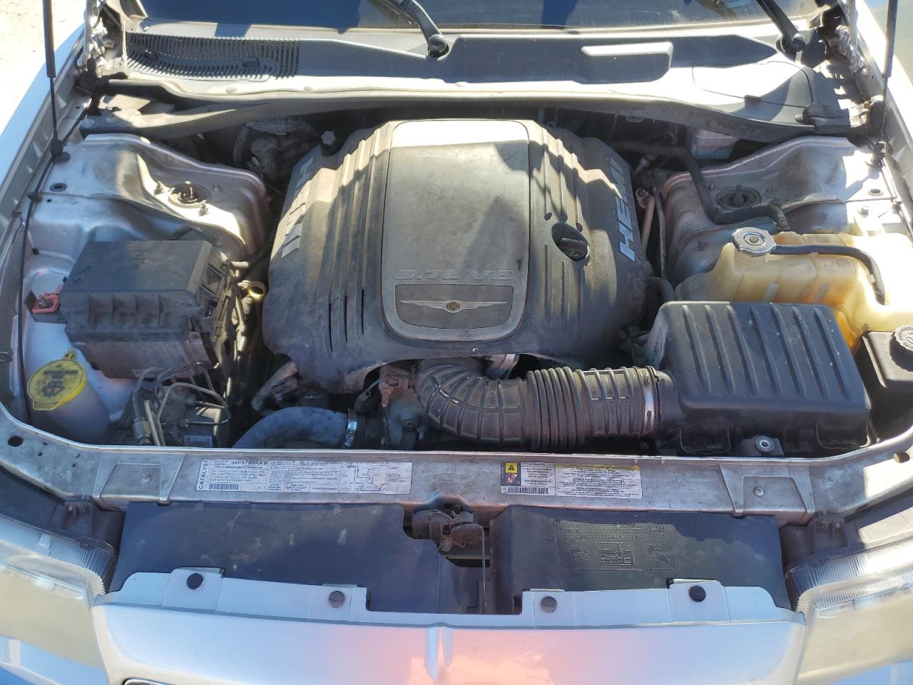 2007 Chrysler 300 - Image 11