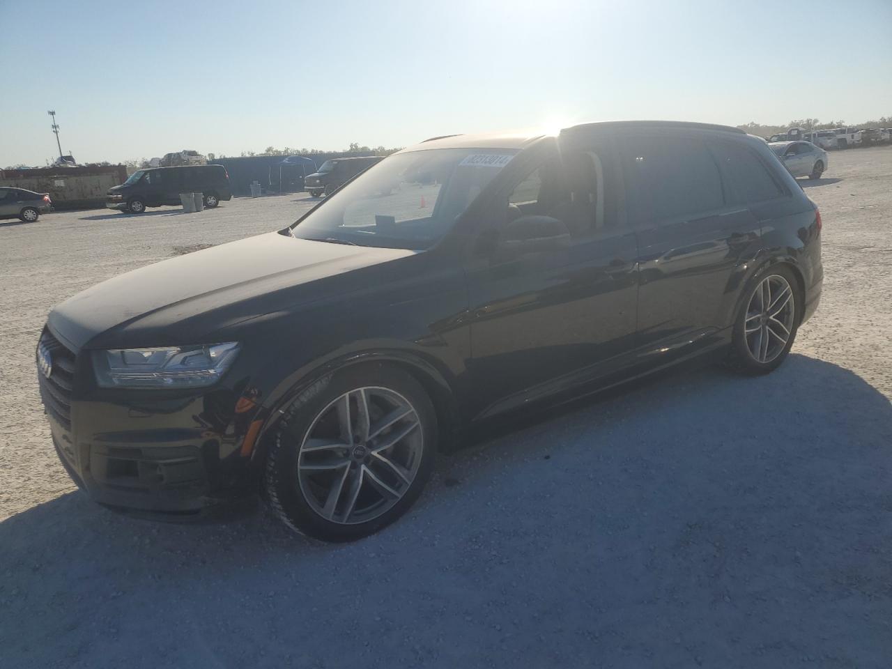 2017 Audi Q7 - Image 1