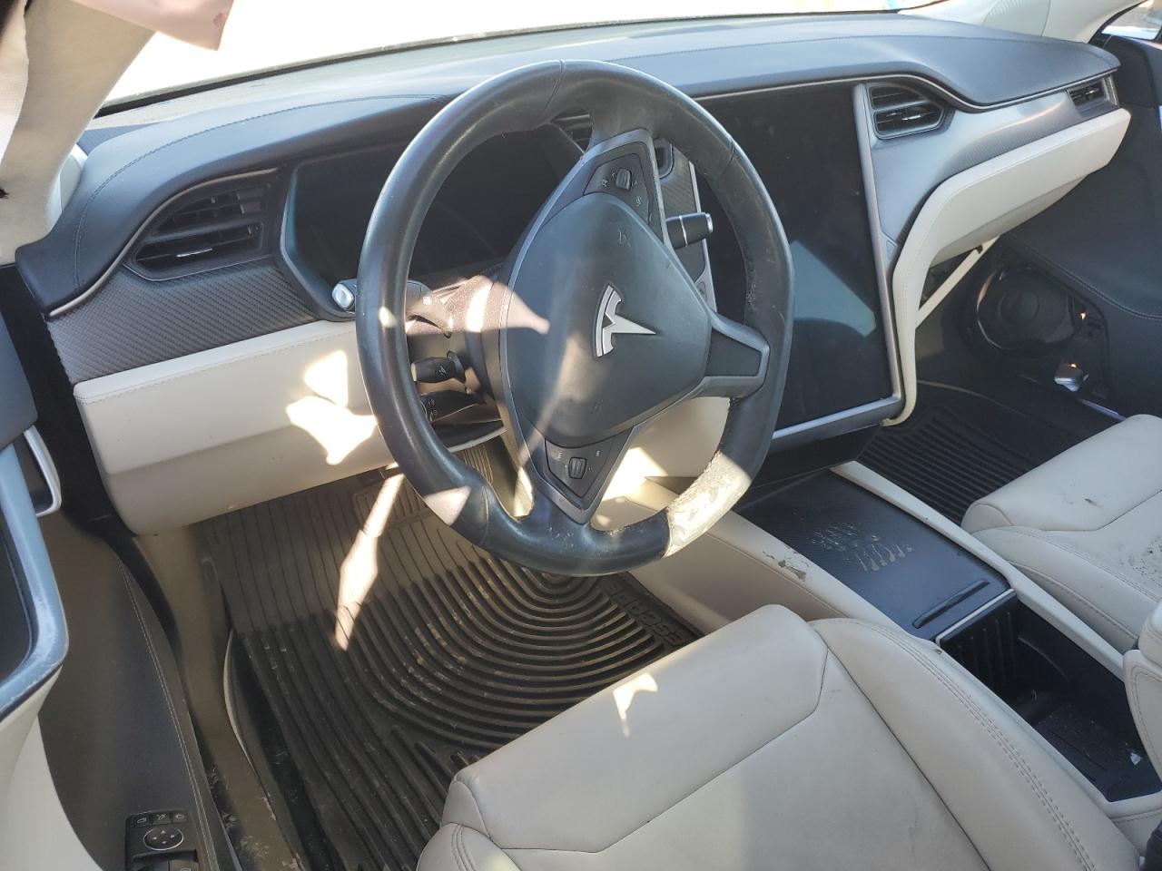 VIN 5YJSA1E24JF285651 2018 TESLA MODEL S no.8