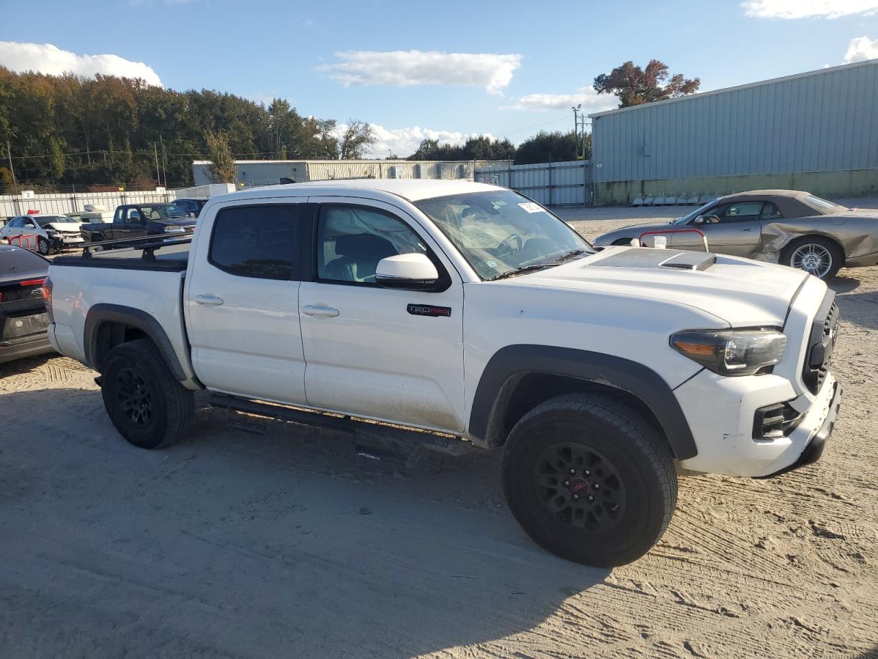 2018 Toyota Tacoma - Image 4