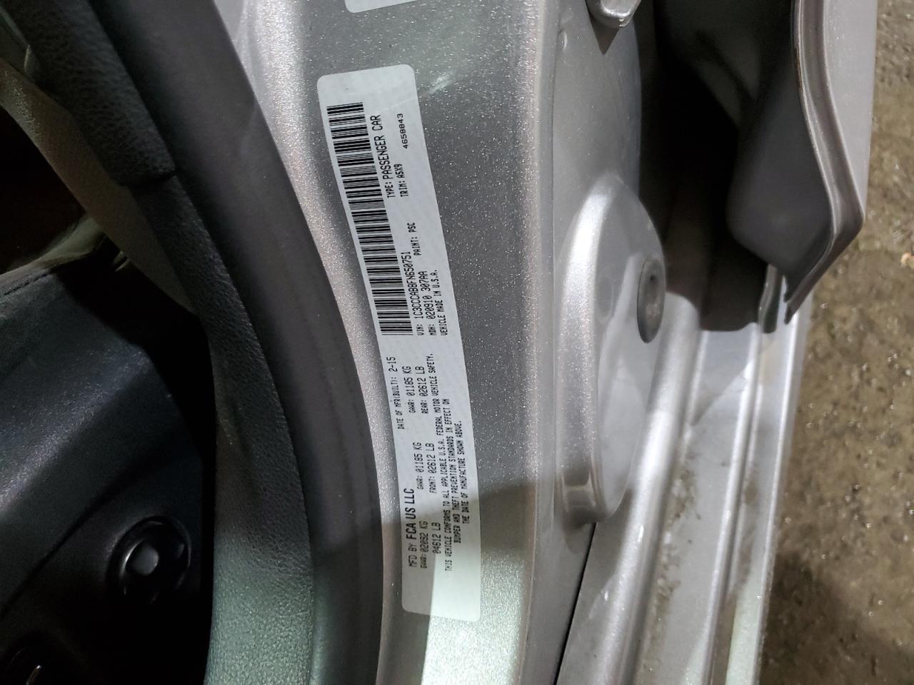 2015 Chrysler 200 - Image 12
