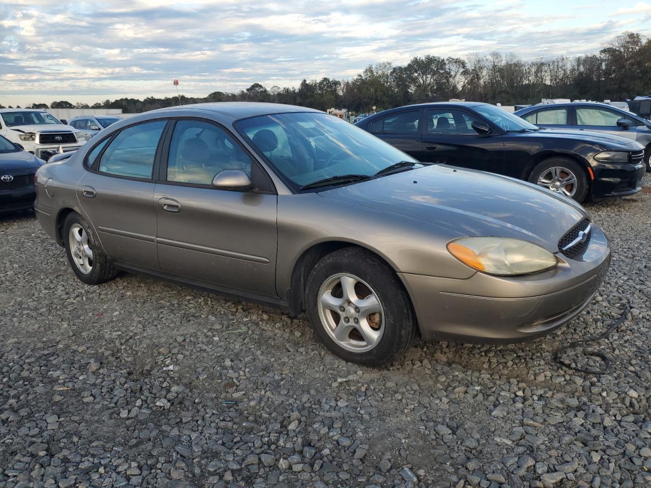 2003 Ford Taurus - Image 4