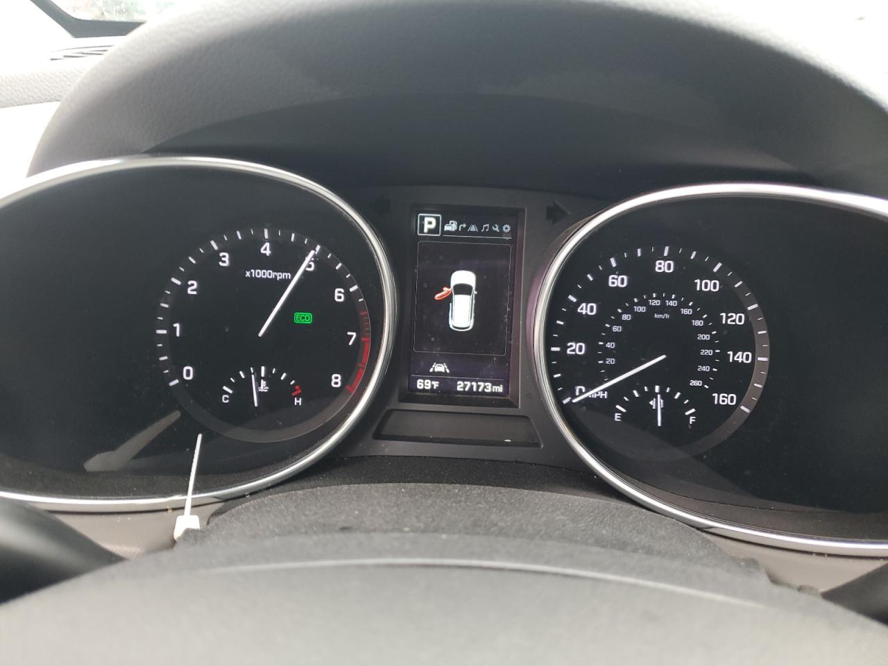 2017 Hyundai Santa Fe - Image 9