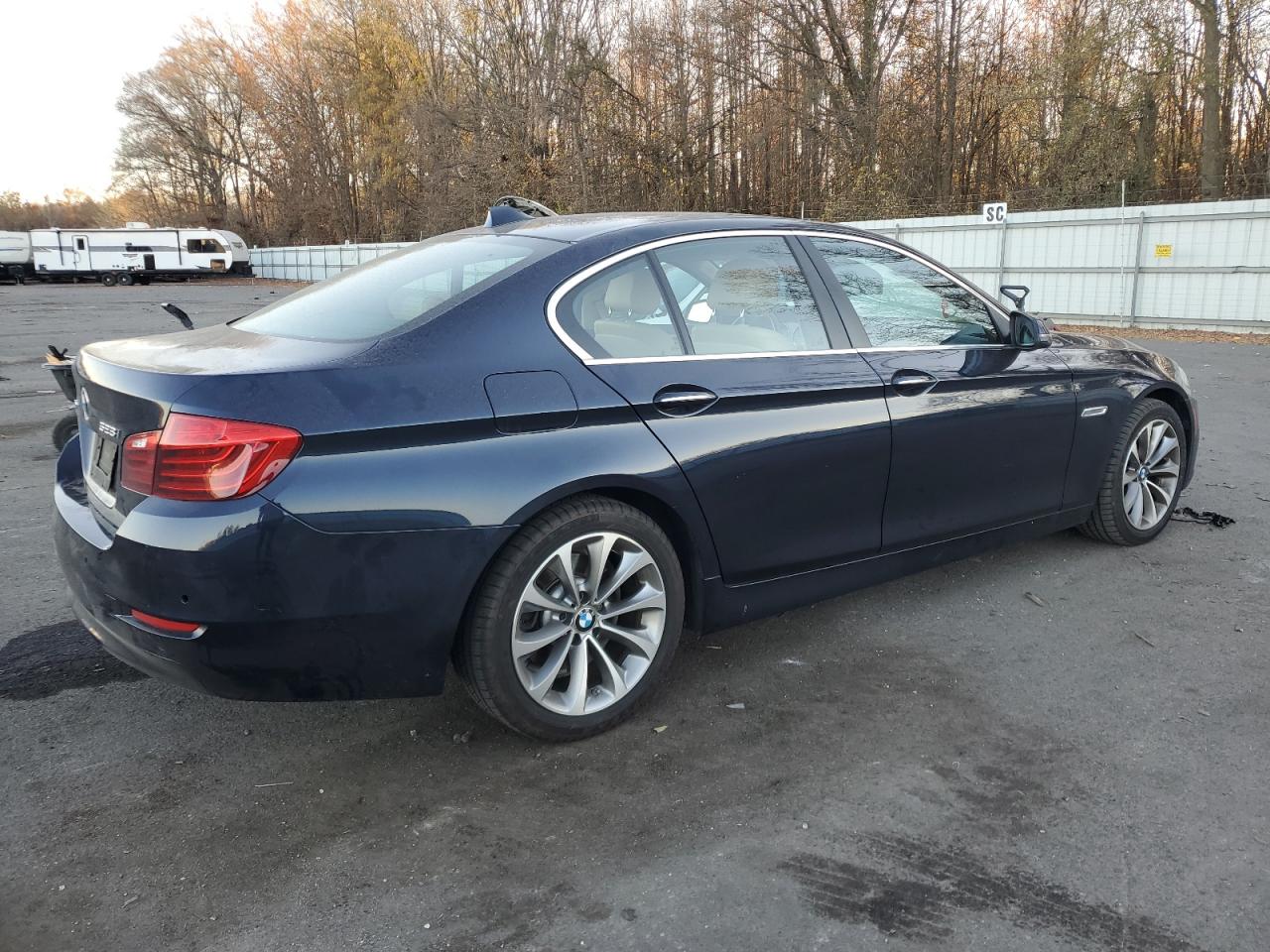 VIN WBA5A7C5XGG147752 2016 BMW 5 SERIES no.3