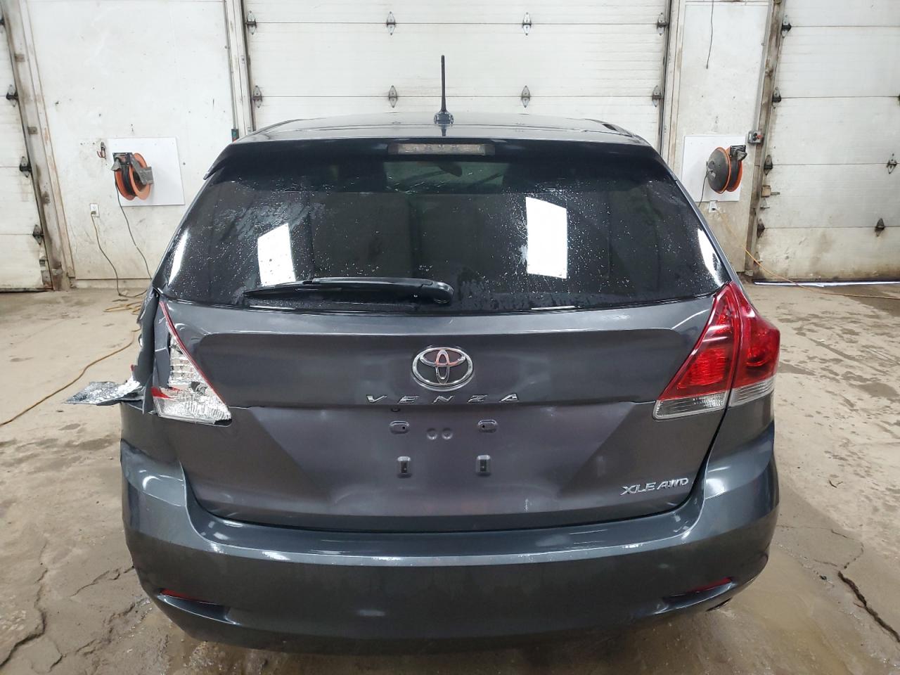 2013 Toyota Venza - Image 6