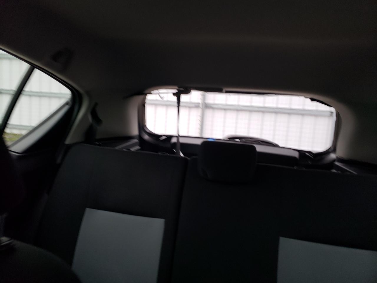 2018 Toyota Prius - Image 10