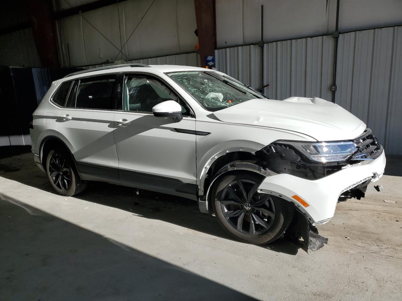 VIN 3VV3B7AX6RM127441 2024 VOLKSWAGEN TIGUAN no.4