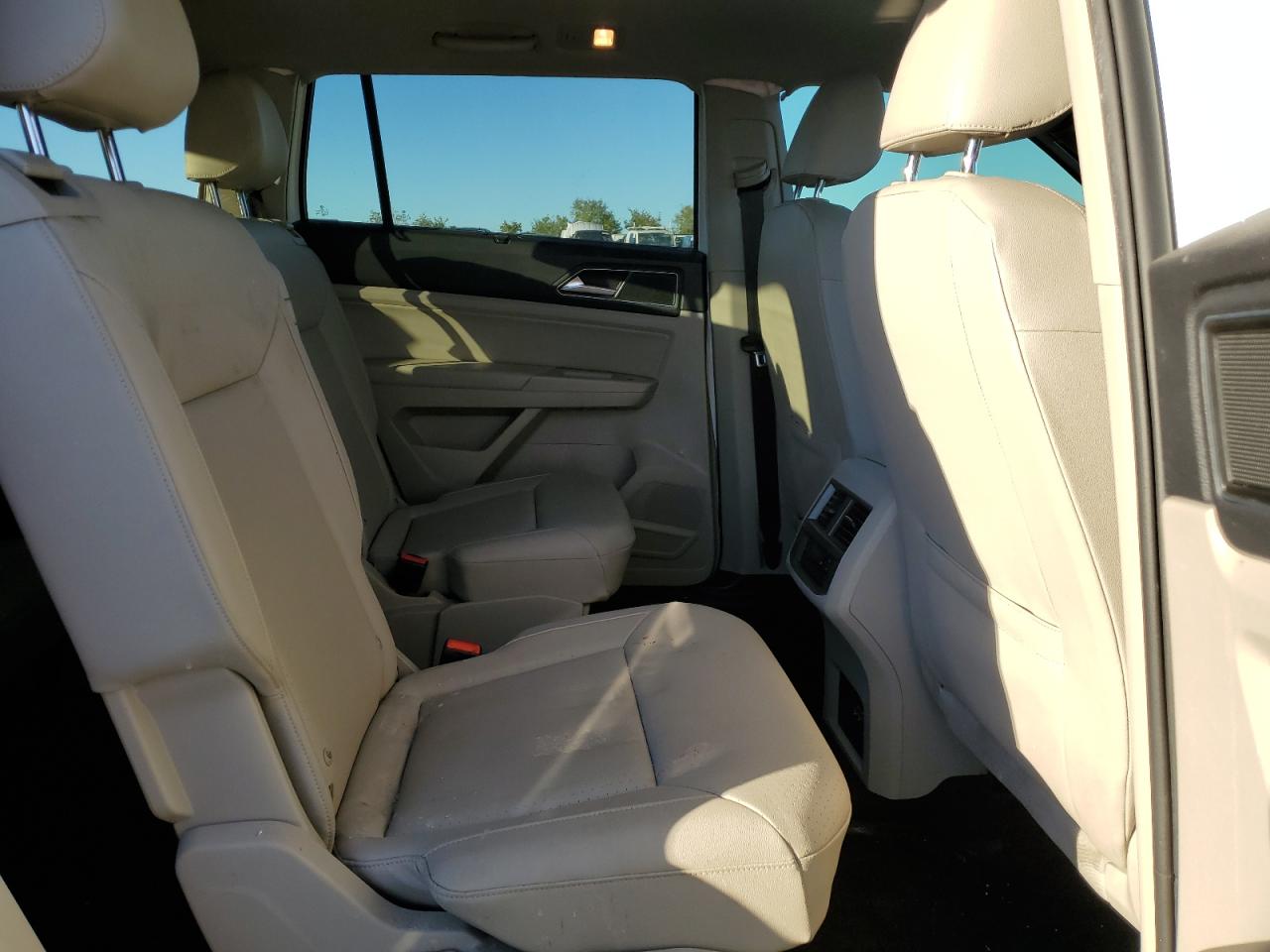 2019 Volkswagen Atlas - Image 11