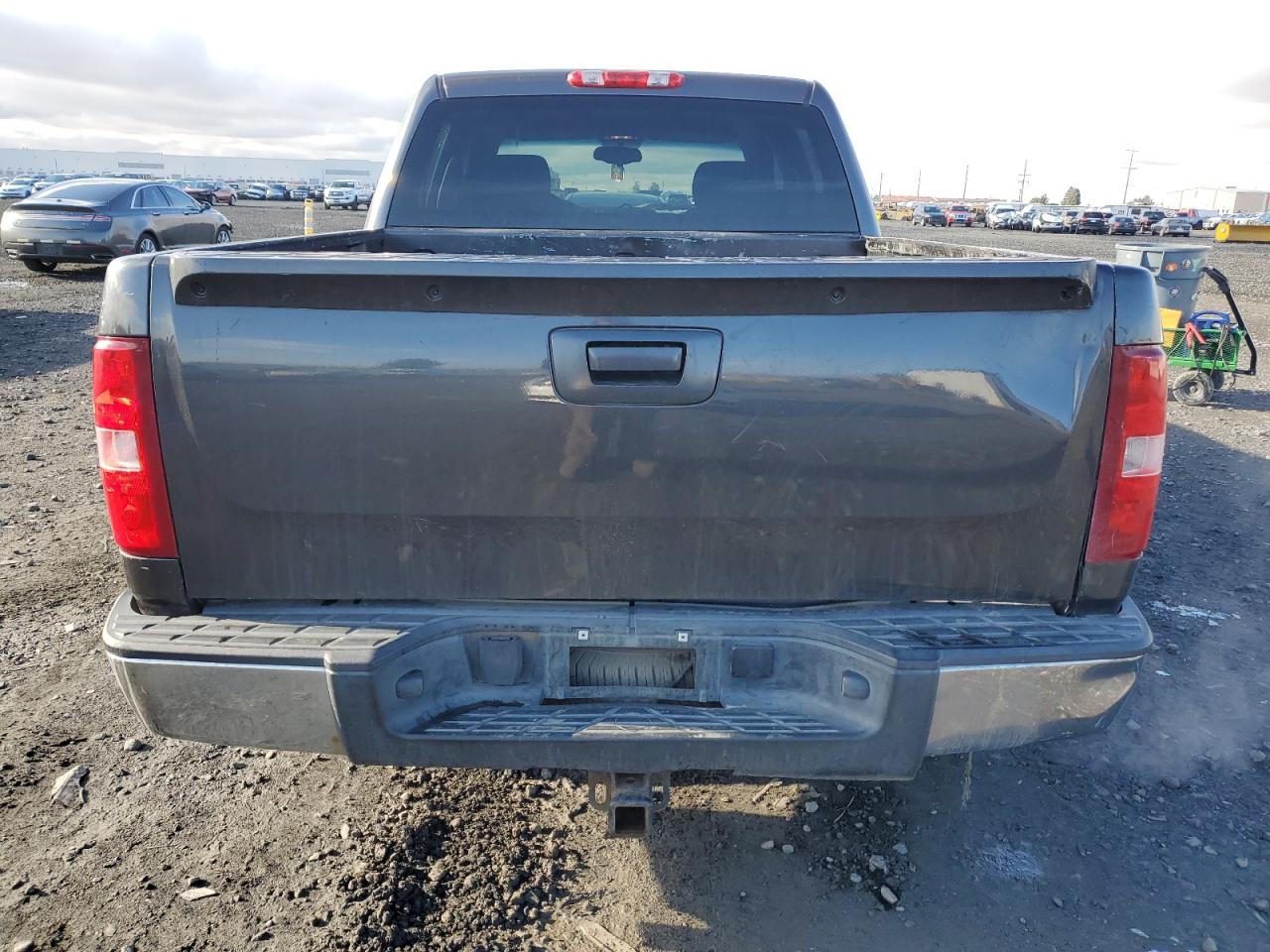 2010 Chevrolet Silverado - Image 6
