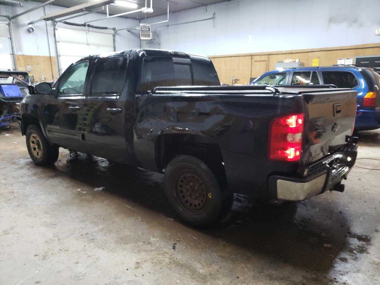 2011 Chevrolet Silverado - Image 2