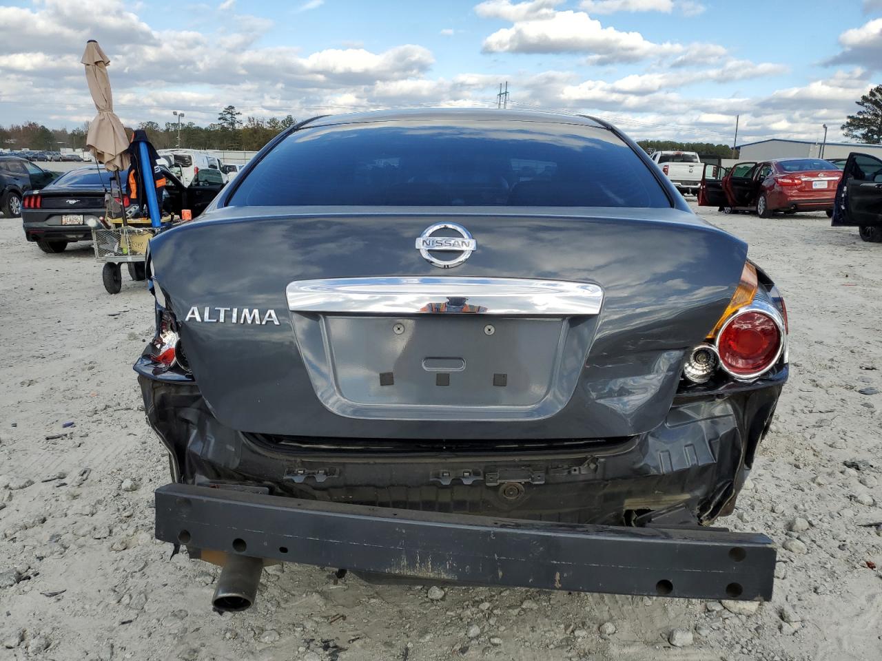 2010 Nissan Altima - Image 6