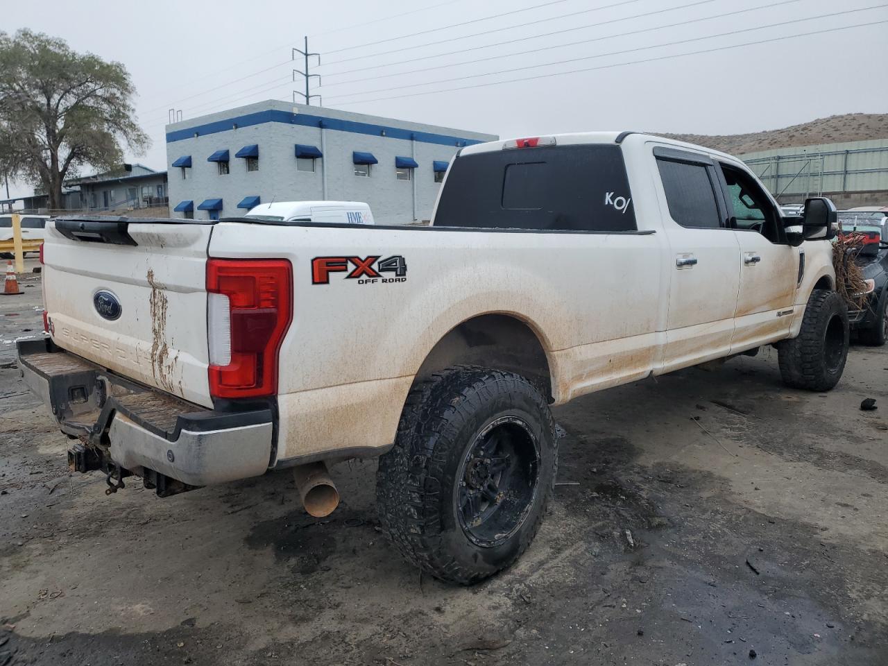 2019 Ford F350 - Image 3