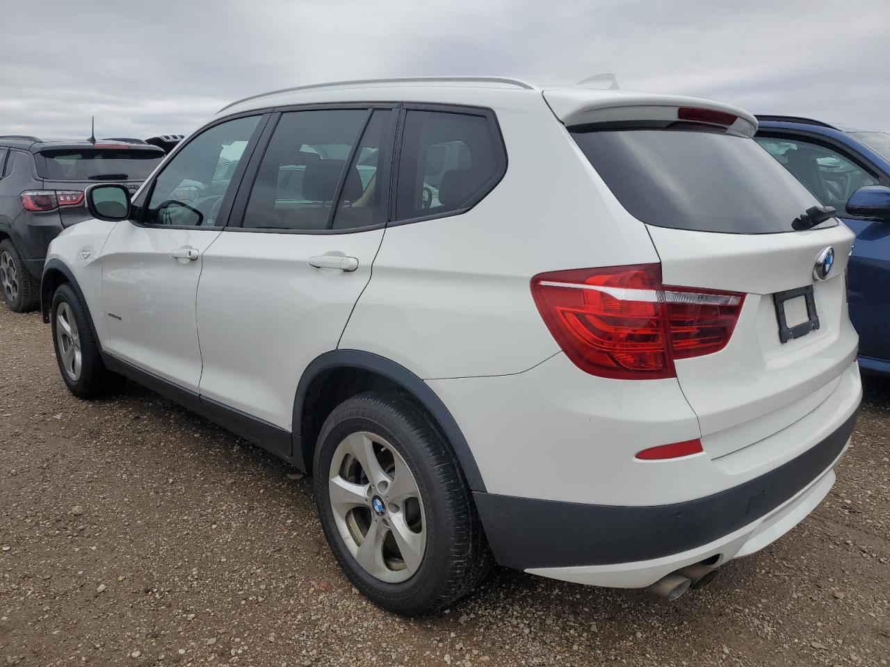 2011 BMW X3 - Image 2