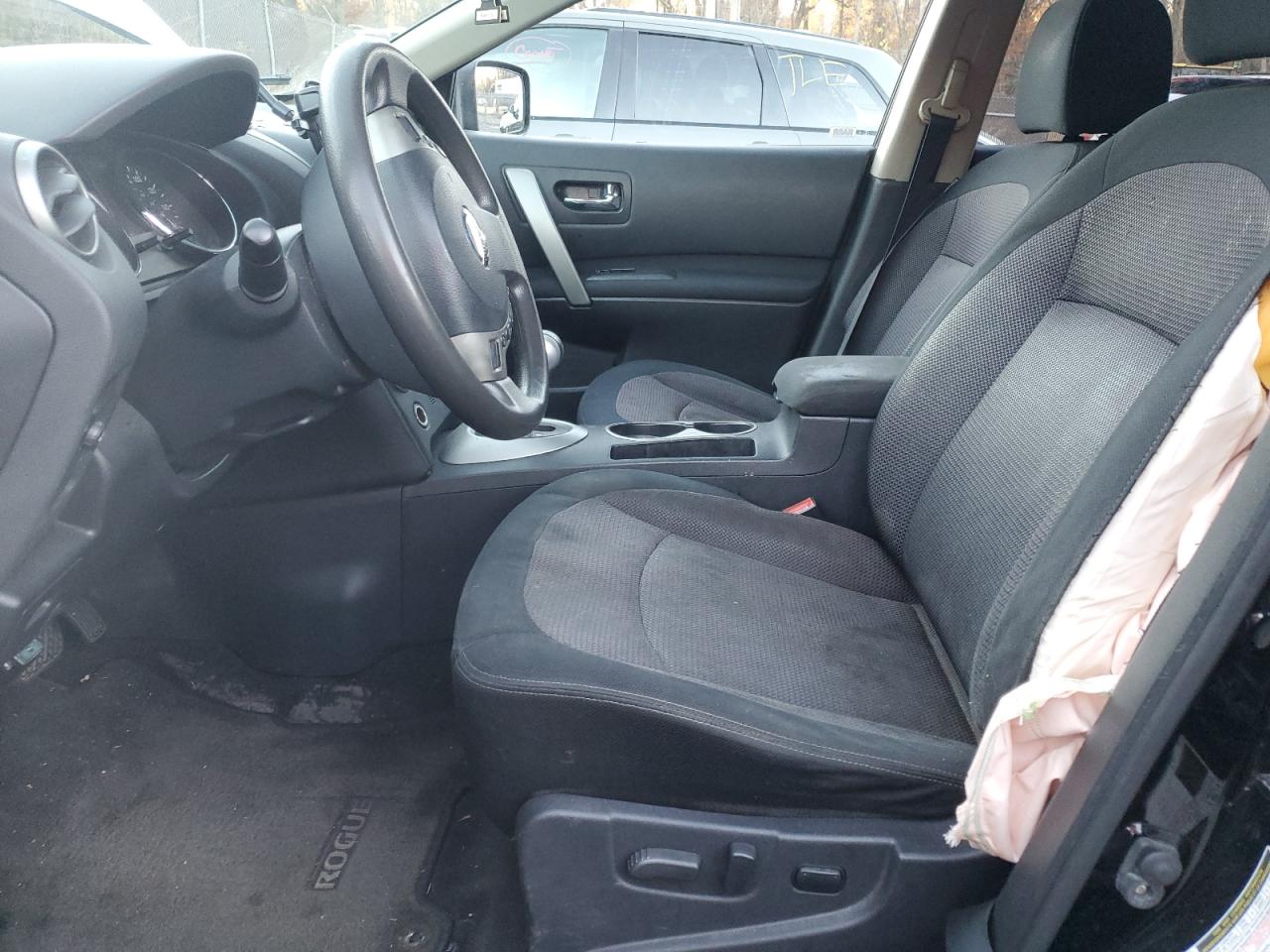 2011 Nissan Rogue - Image 7